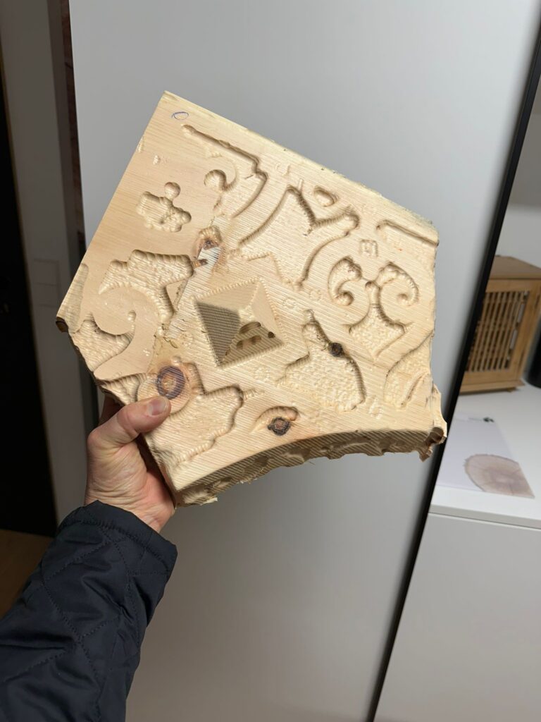 Ein Teil des Friedrichsbühler Tores, nachgebaut aus Holz. Foto: K2 Fachbüro